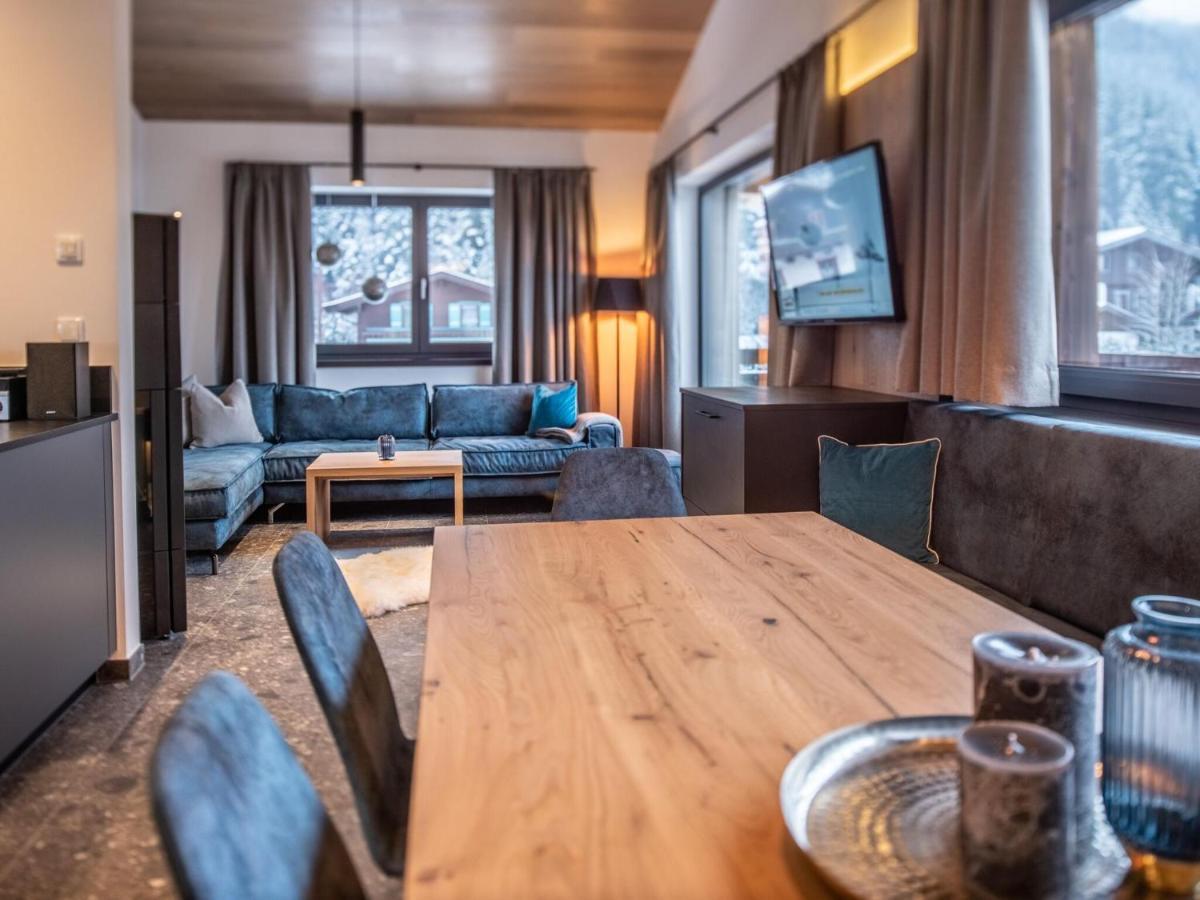 Apartment In Wald Im Pinzgau With A Carport מראה חיצוני תמונה