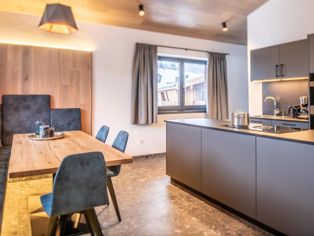 Apartment In Wald Im Pinzgau With A Carport מראה חיצוני תמונה