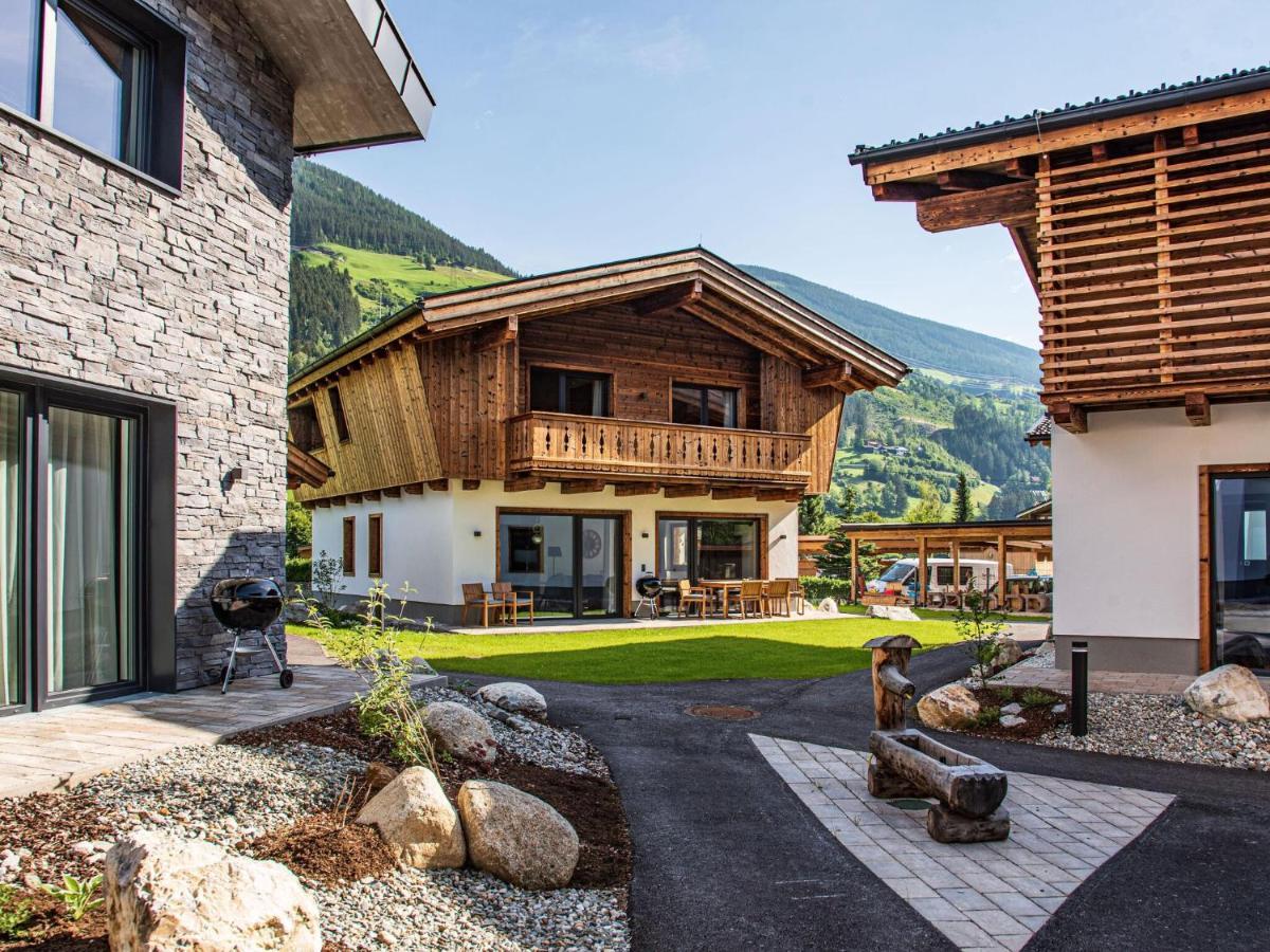 Apartment In Wald Im Pinzgau With A Carport מראה חיצוני תמונה