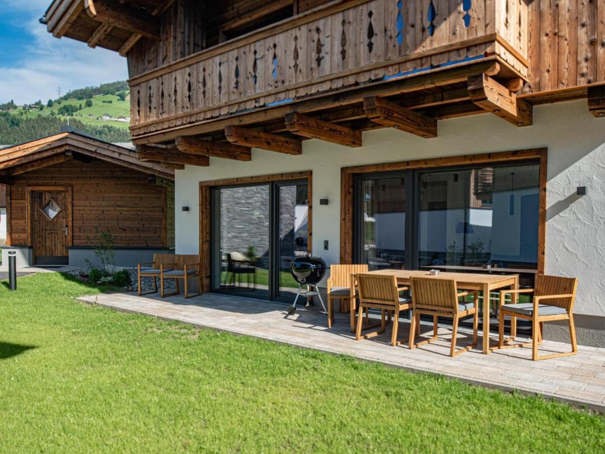 Apartment In Wald Im Pinzgau With A Carport מראה חיצוני תמונה